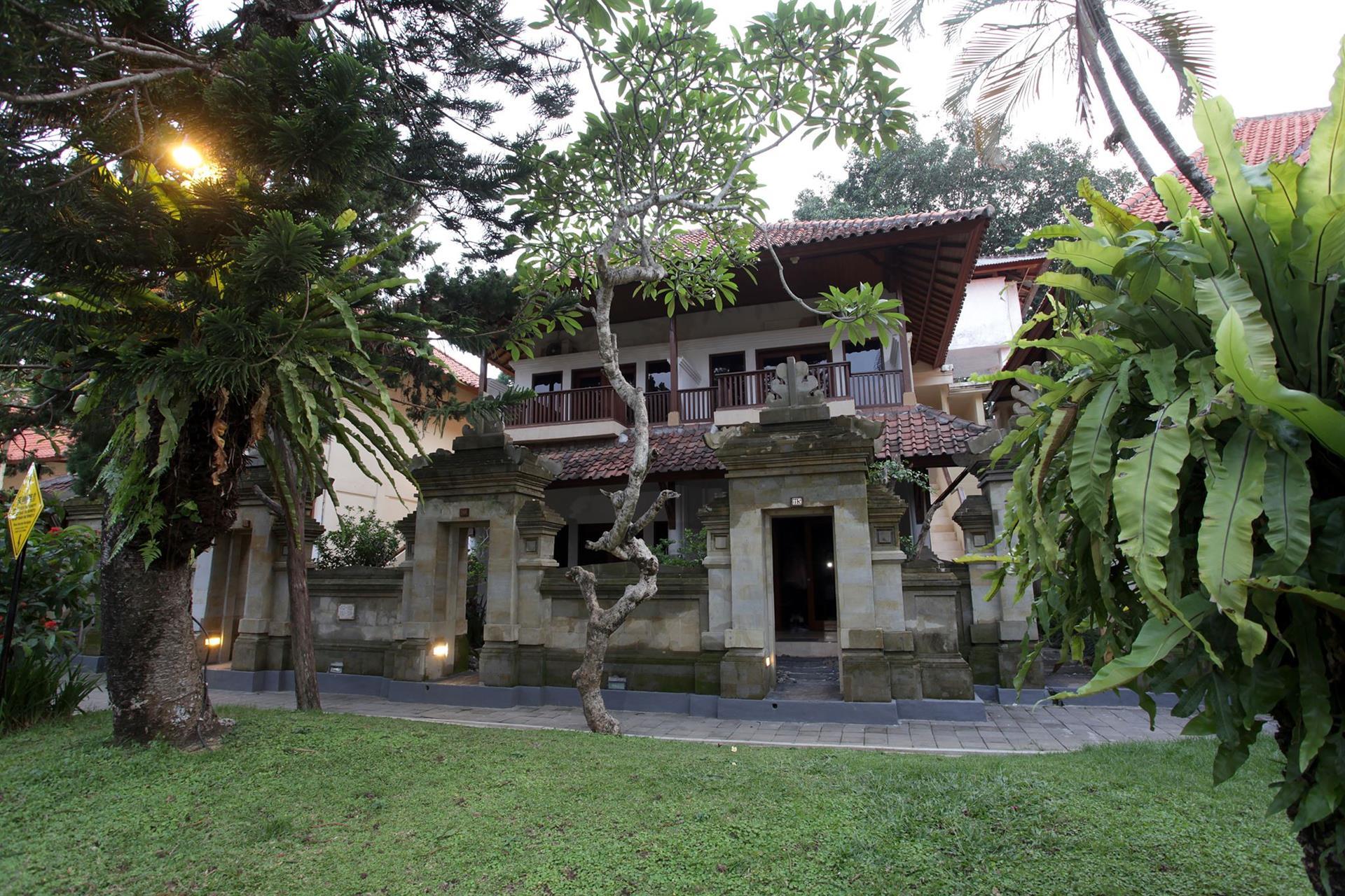 Champlung Sari Hotel