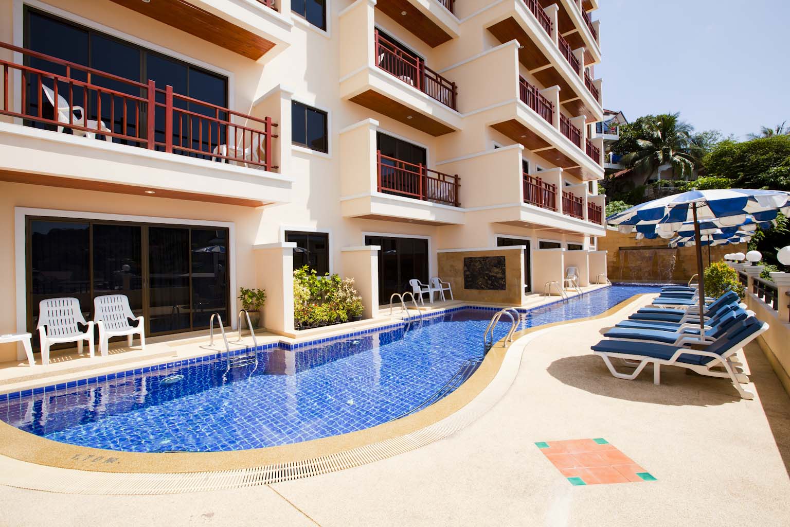 Jiraporn Hill Resort