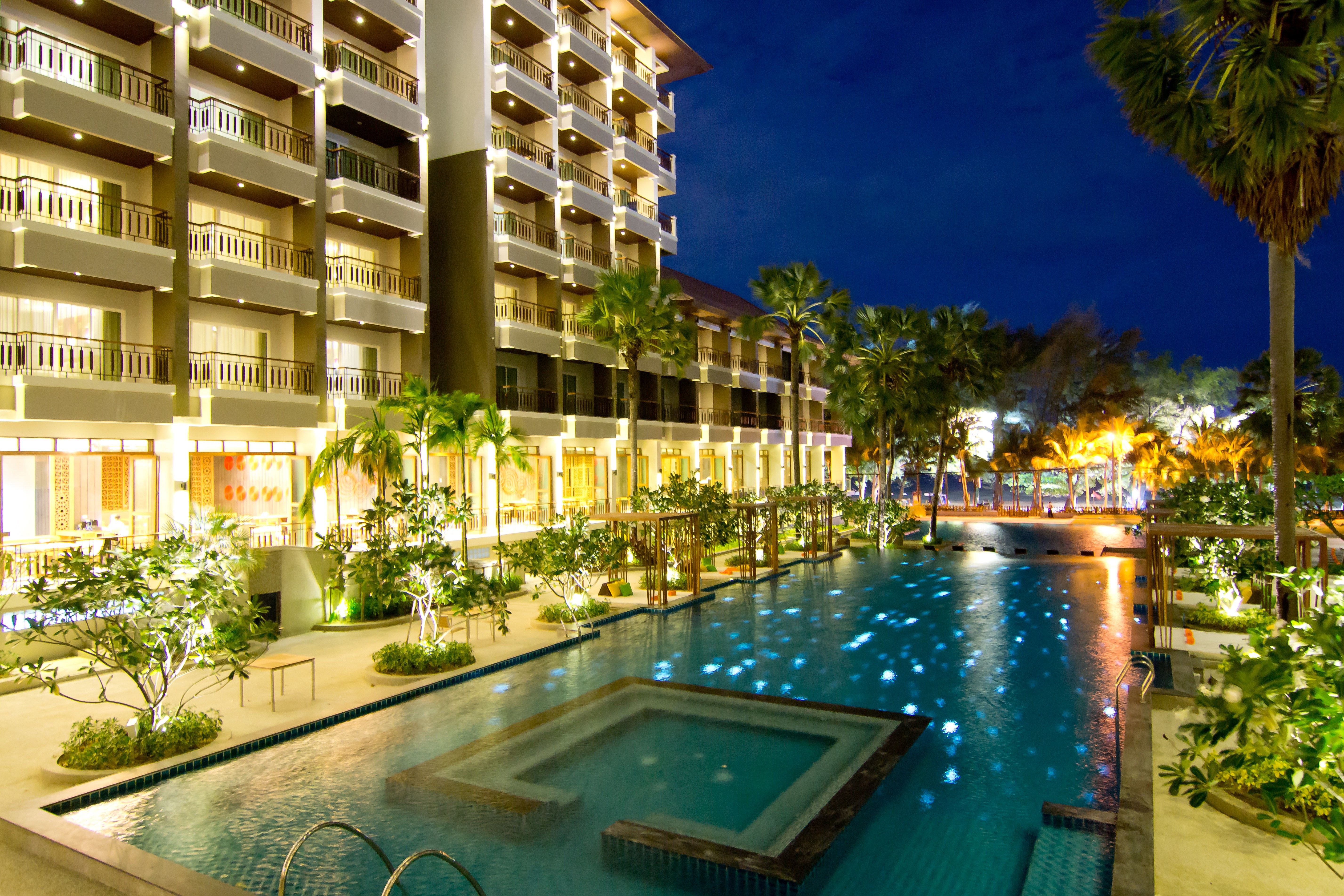 Welcome World Beachfront Resort