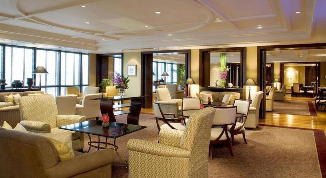 Plaza Athenee Bangkok A Royal Meridien Hotel