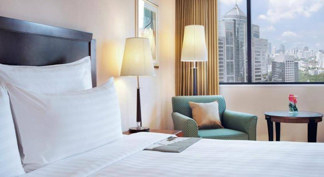 Plaza Athenee Bangkok A Royal Meridien Hotel