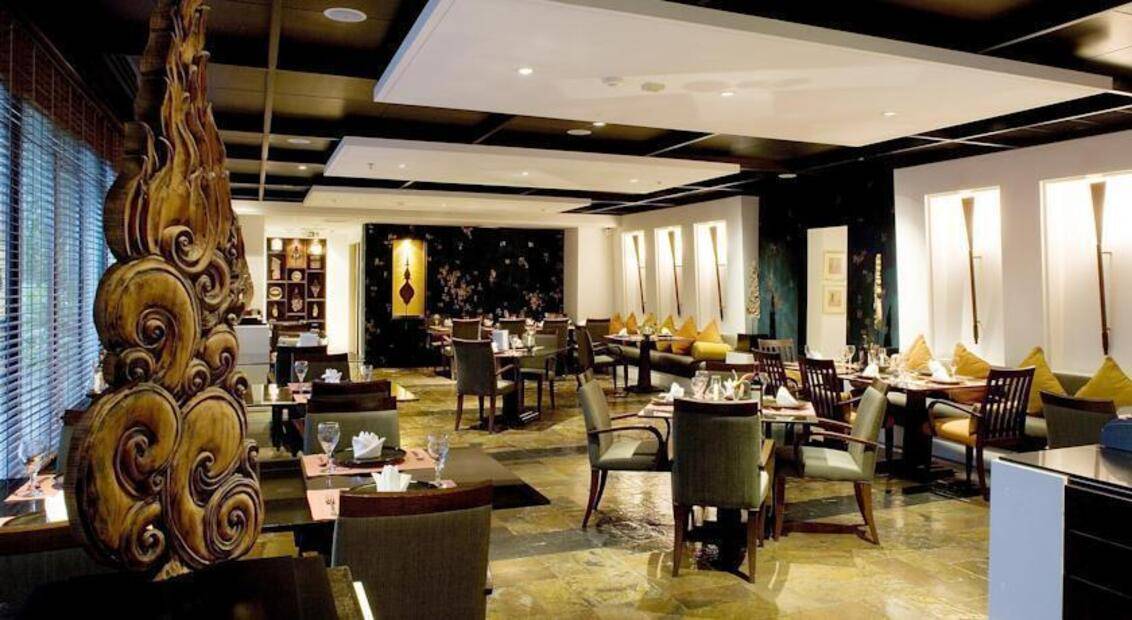Plaza Athenee Bangkok A Royal Meridien Hotel