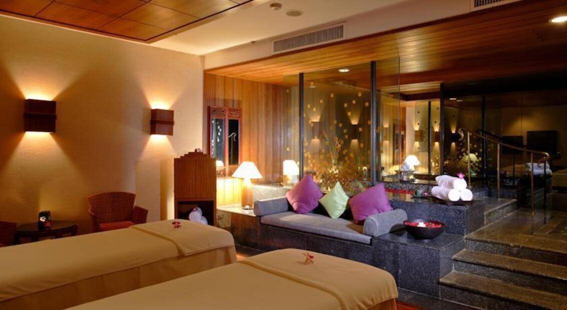 Plaza Athenee Bangkok A Royal Meridien Hotel