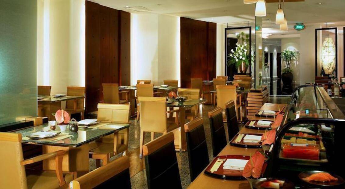 Plaza Athenee Bangkok A Royal Meridien Hotel