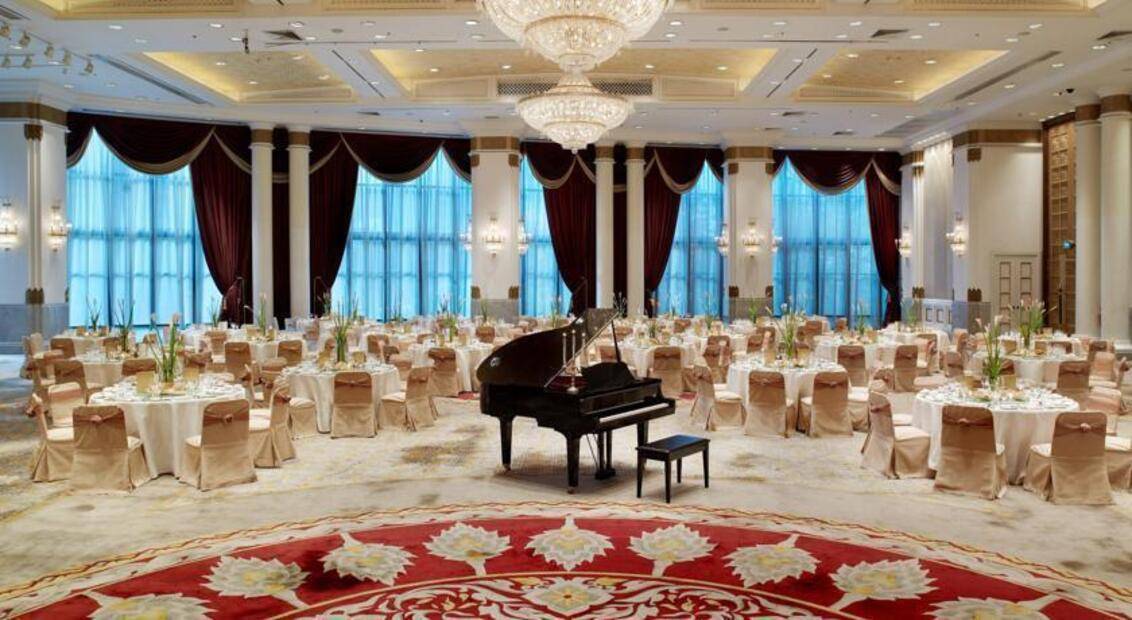 Plaza Athenee Bangkok A Royal Meridien Hotel