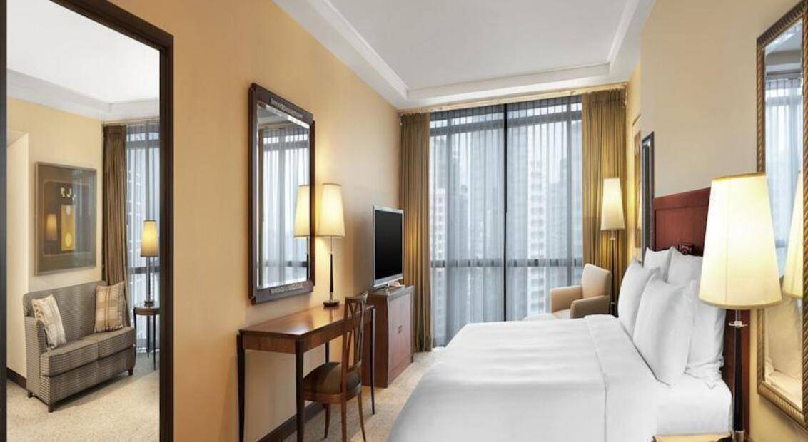 Plaza Athenee Bangkok A Royal Meridien Hotel
