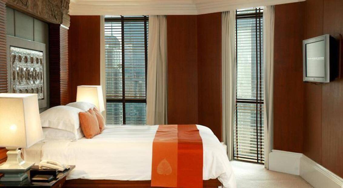 Plaza Athenee Bangkok A Royal Meridien Hotel