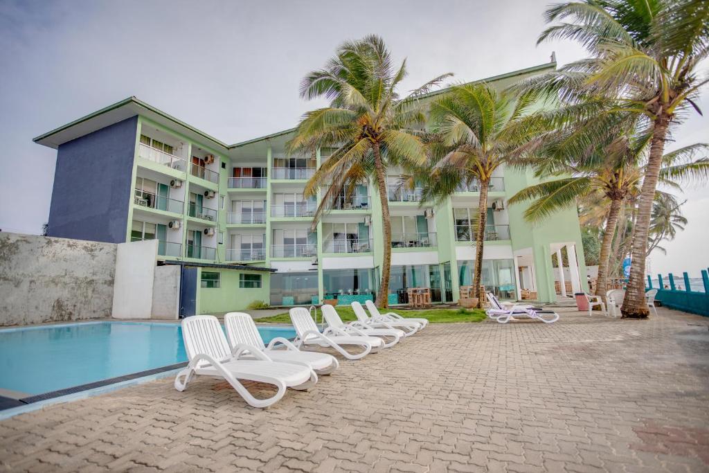 Hikkaduwa Beach Hotel