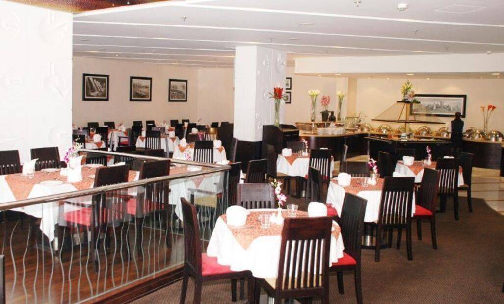 Avenue Hotel