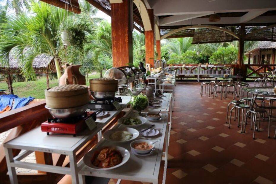 Thai Hoa Resort