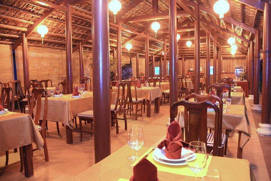 Little Paris Resort