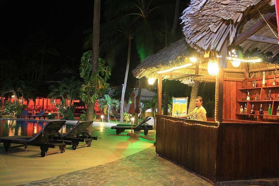 Little Paris Resort