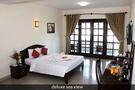 Little Paris Resort