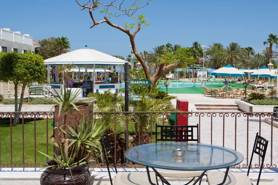 Grand Hotel