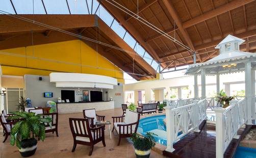 Memories Caribe Beach Resort (Adults Only 16+)