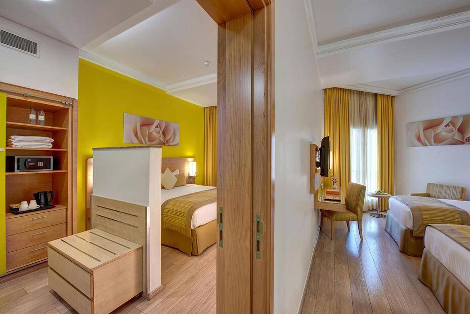 Al Khoory Executive Hotel