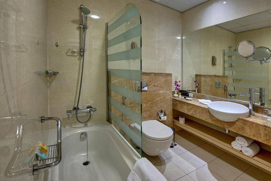 Al Khoory Executive Hotel