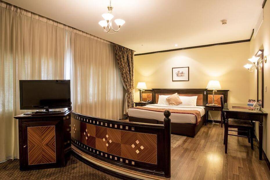 J5 Hotels Bur Dubai (Ex.Imperial Suites Dubai)