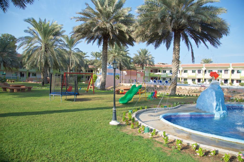 Flamingo Beach Resort