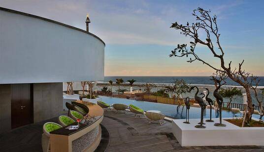 Samabe Bali Resort & Villas