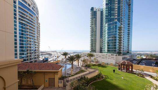 Ramada Hotel & Suite By Wyndham Jbr (Ex. Hawthorn Suites By Wyndham)