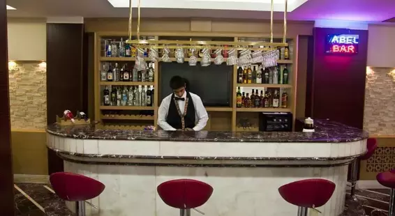 Abel Hotel
