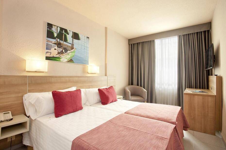 Port Eugeni Hotel