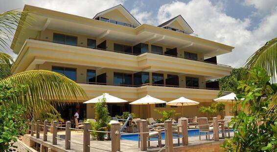 Crown Beach Hotel