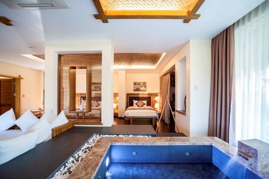 Aroma Beach Resort