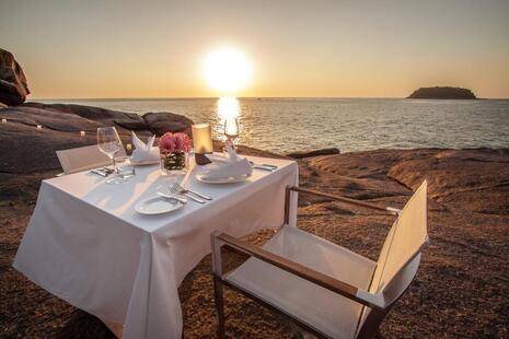 Kata Rocks Resort & Residences