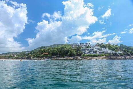 Kata Rocks Resort & Residences