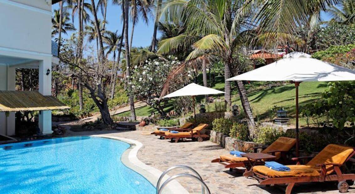 Takalau Residences & Resort