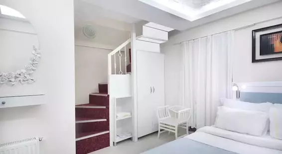 Lemon Residence