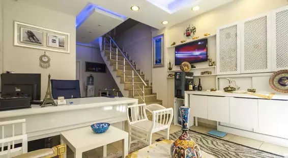 Lemon Residence