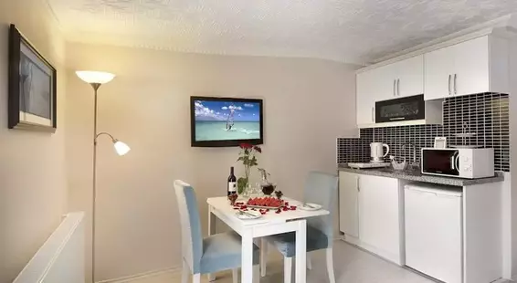 Lemon Residence