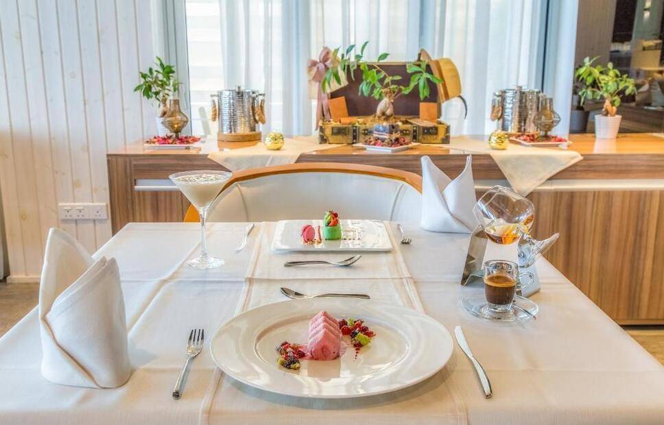 The Ciao Stelio Deluxe Hotel (Adults Only 18+)