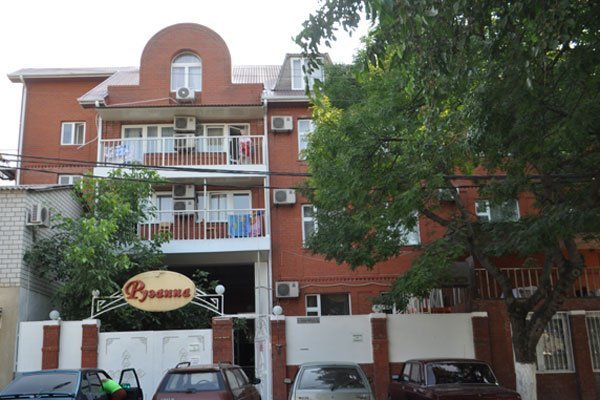 Отель Рузанна