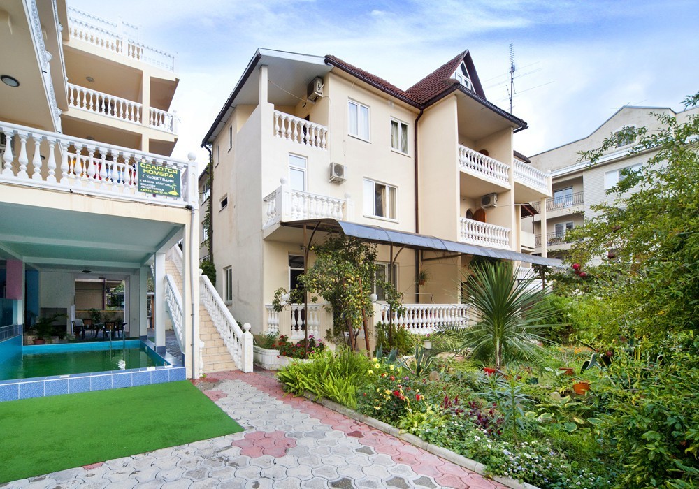 Гостиница Анжела-Лантана