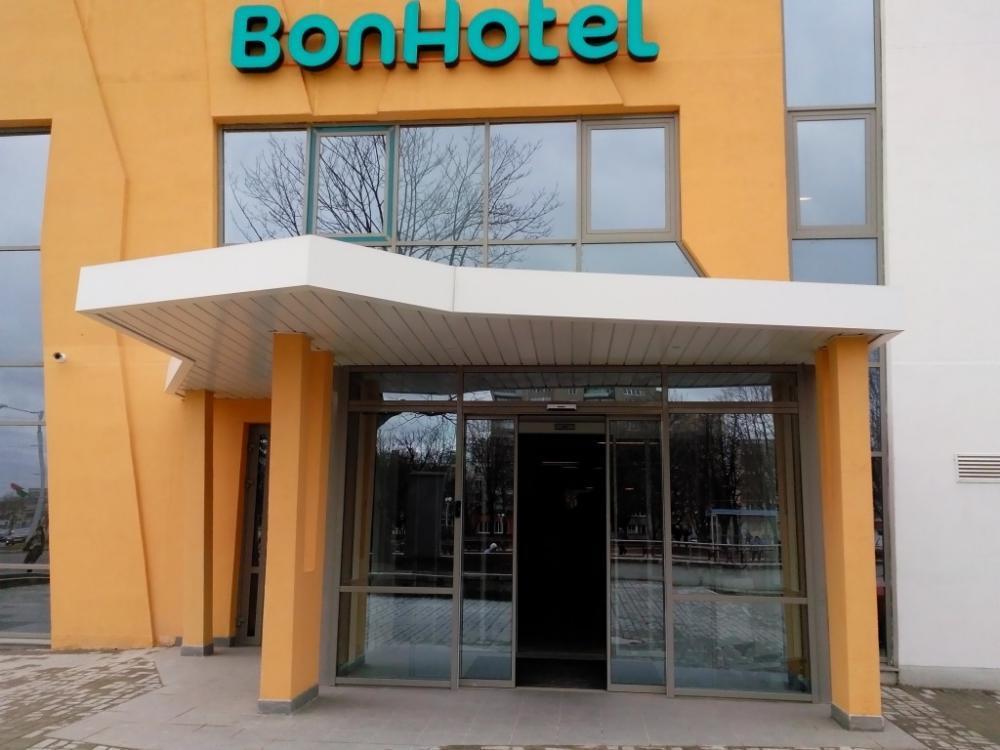 Bonhotel