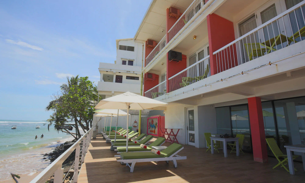 Coral Rock By Bansei