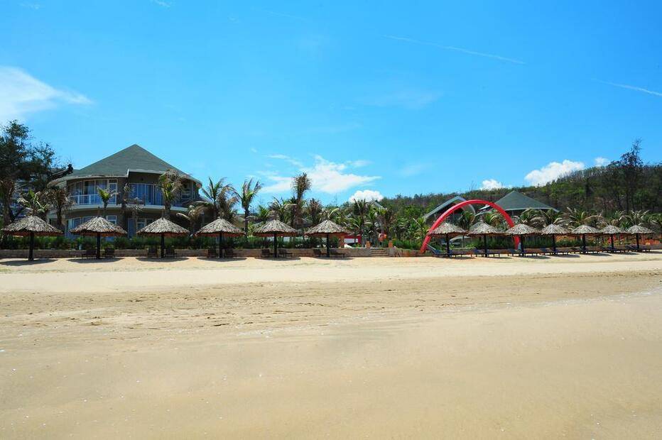 Sandunes Beach Resort