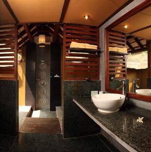 Poovar Island Resort