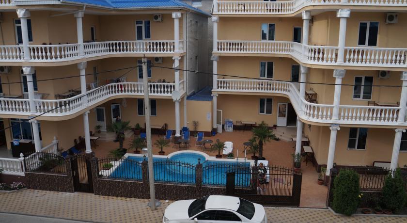 Отель Натела