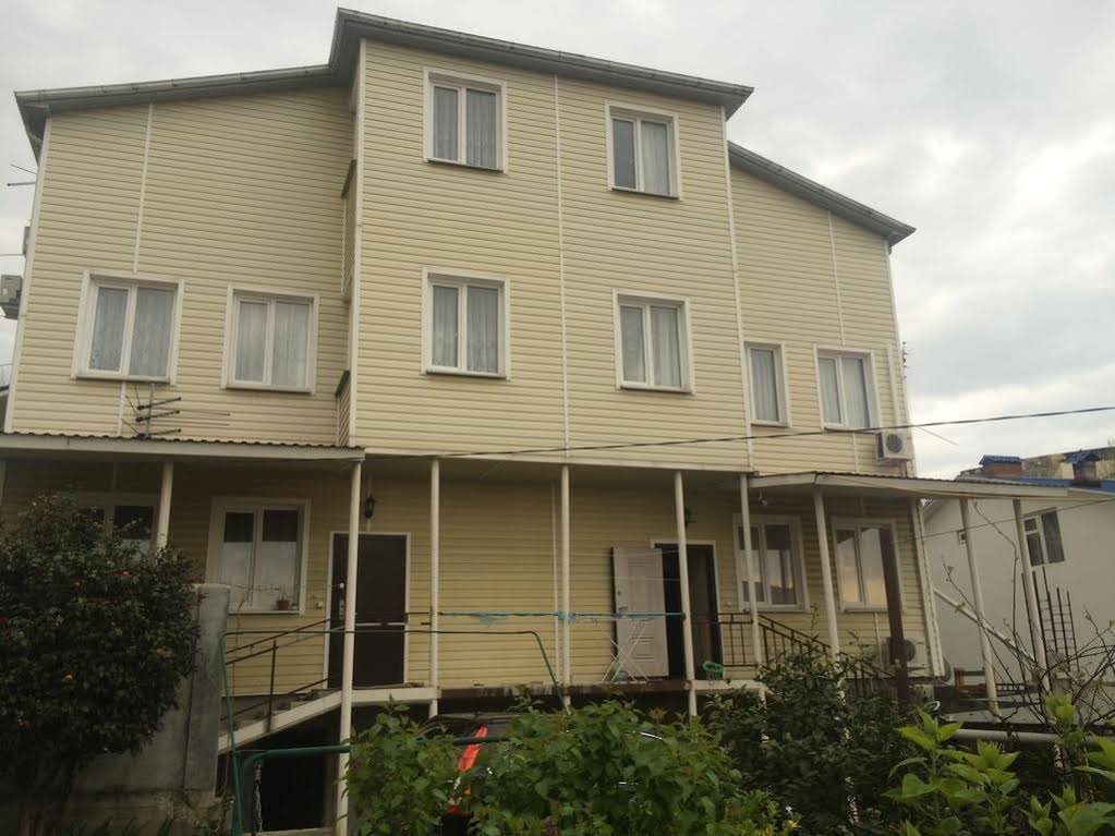 Виктория На Улице Просвещения