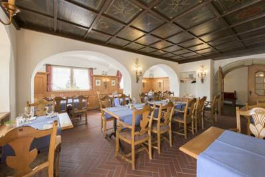 Adula Hotel