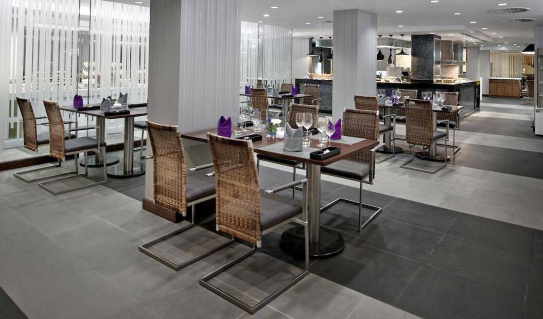 Eastin Grand Hotel