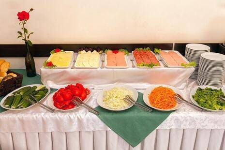Bomo Regineh Hotel