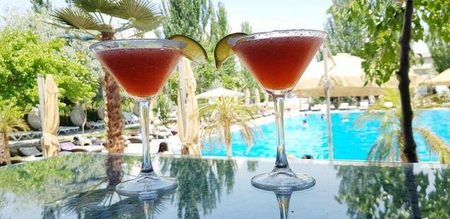 Cross Resort Hotel