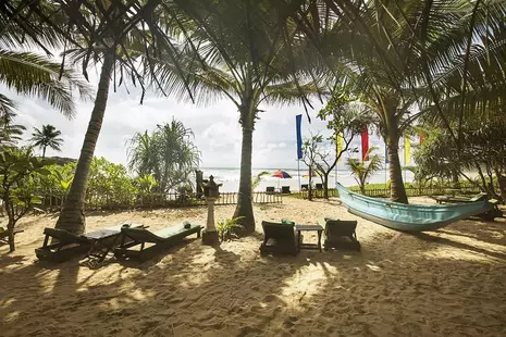 Rockside Beach Resort