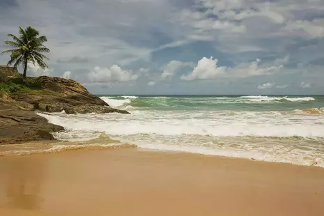 Rockside Beach Resort